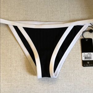 BNWT Wildfox bikini bottom size medium